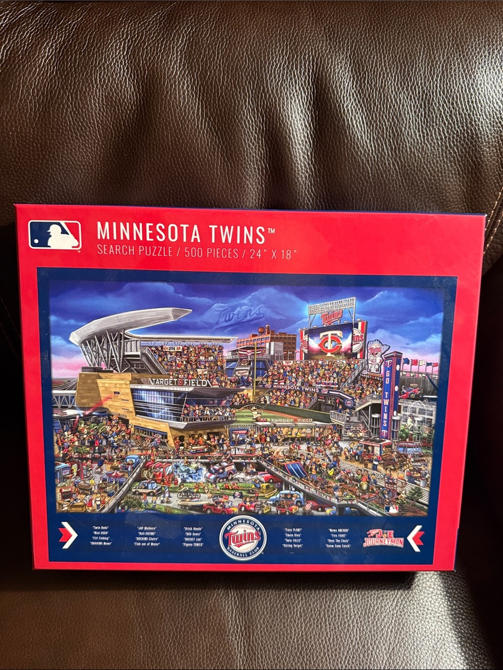 Minnesota Twins Can you find Joe ? 500-Piece Baseball Stadium Puzzle.